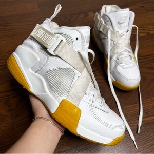 2021 Nike Air Raid 'White Gum' size 9